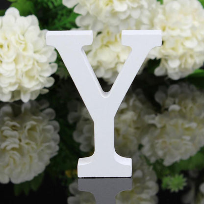 Lettres en bois blanc