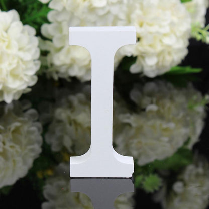 Lettres en bois blanc