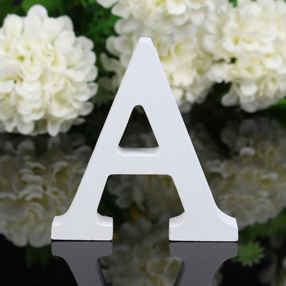 Lettres en bois blanc