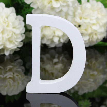 Lettres en bois blanc