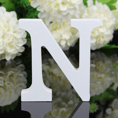 Lettres en bois blanc