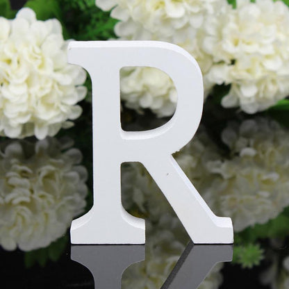 Lettres en bois blanc