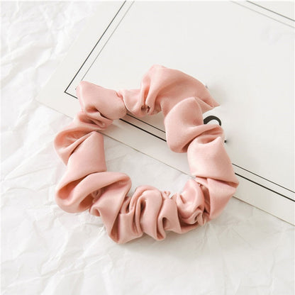 Chouchou , accessoire cheveux en satin
