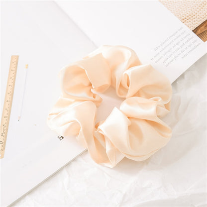Chouchou , accessoire cheveux en satin