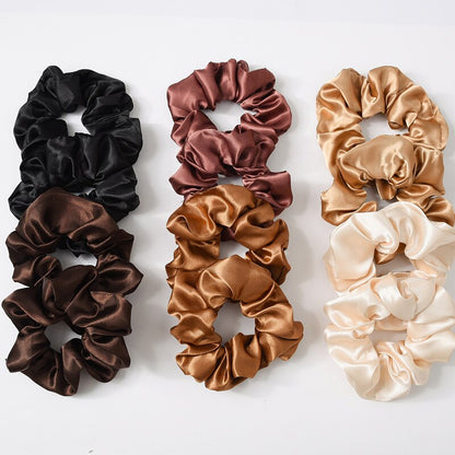 Chouchou , accessoire cheveux en satin
