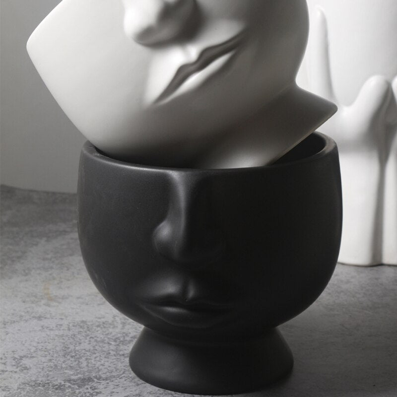 Cache-pot visage