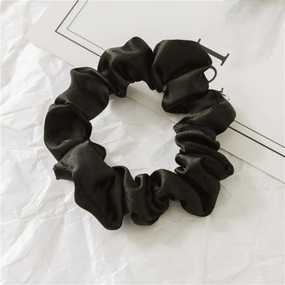 Chouchou , accessoire cheveux en satin