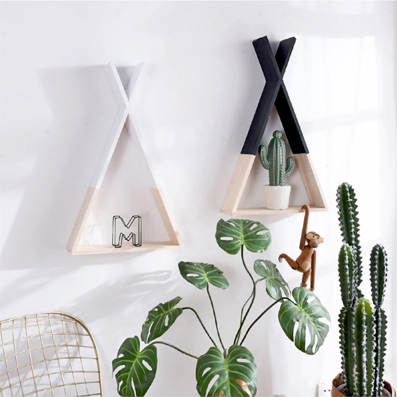 Etagère murale triangulaire