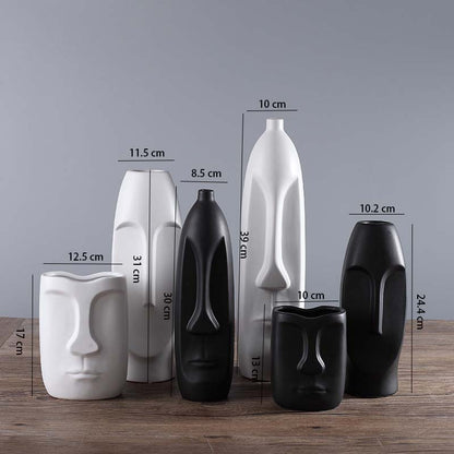 Vase en céramique contemporain de visage humain