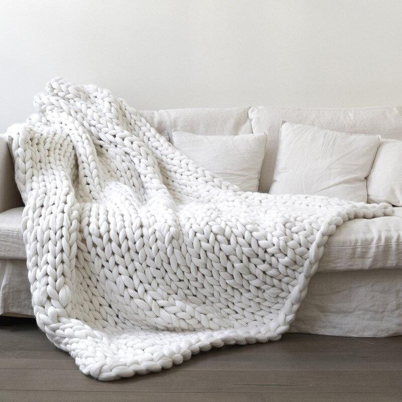 Couverture, plaid en grosses mailles