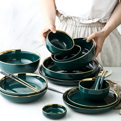 Plat, assiette en céramique