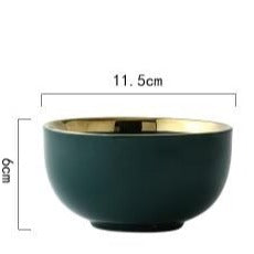 Plat, assiette en céramique