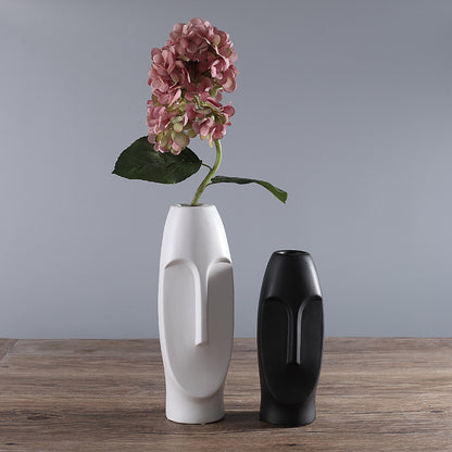 Vase en céramique contemporain de visage humain