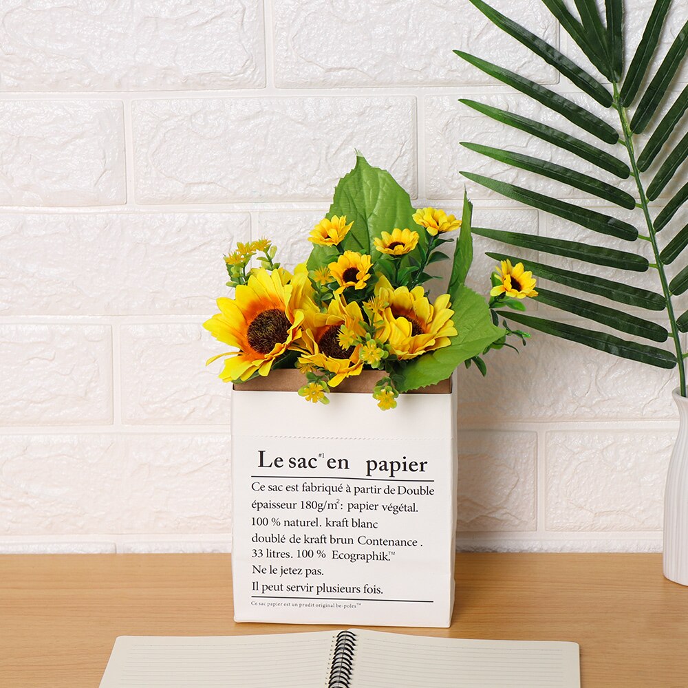 Couvre-pot design effet sac en papier