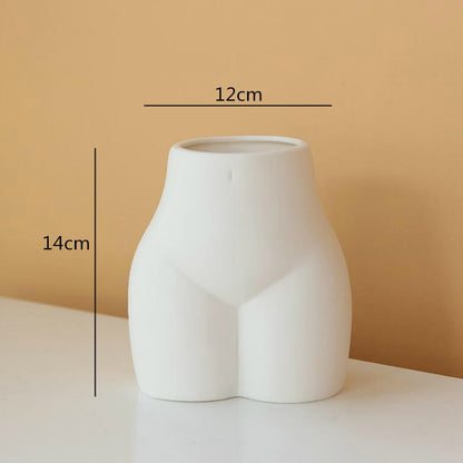 Vase courbe féminine