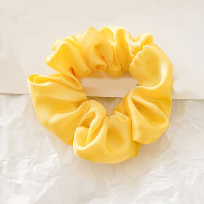 Chouchou , accessoire cheveux en satin